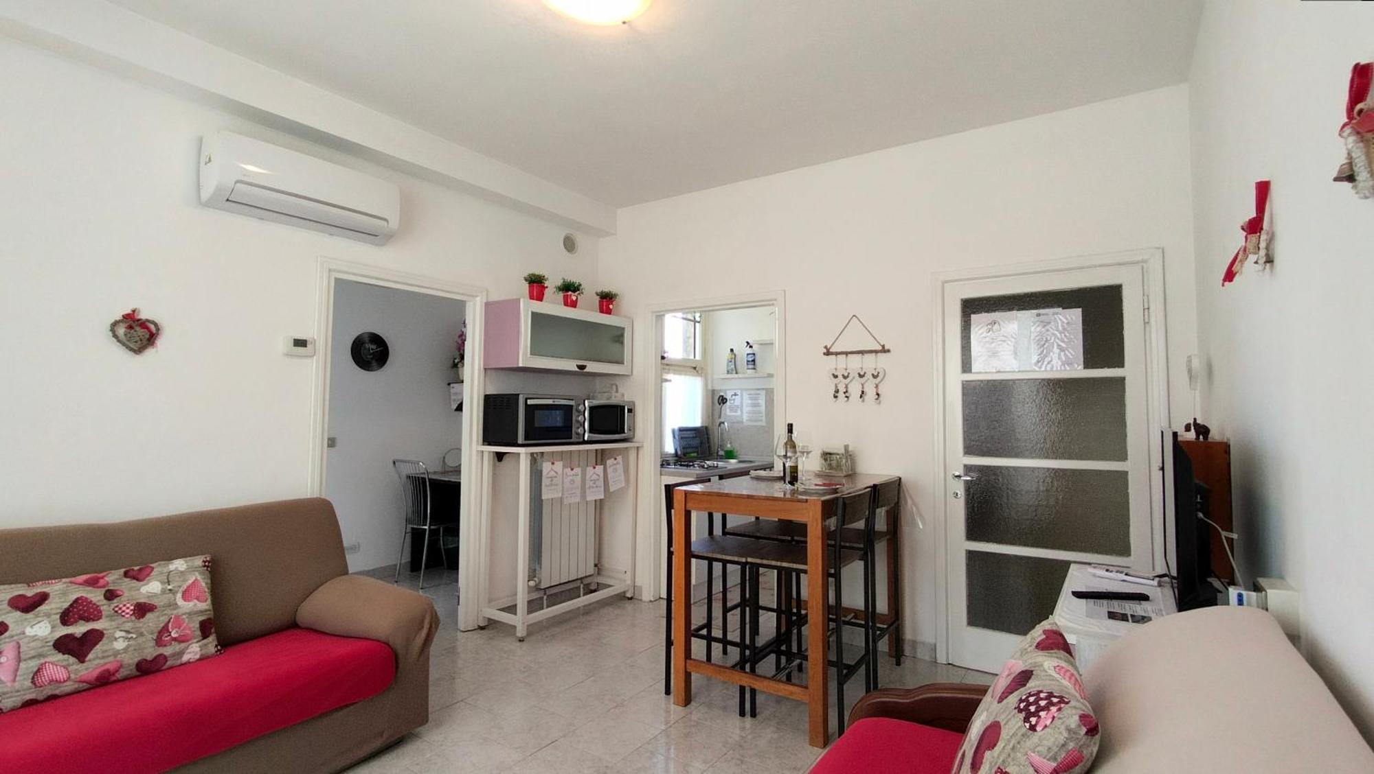 Sweetheart Apartment ブスト・アルシーツィオ エクステリア 写真