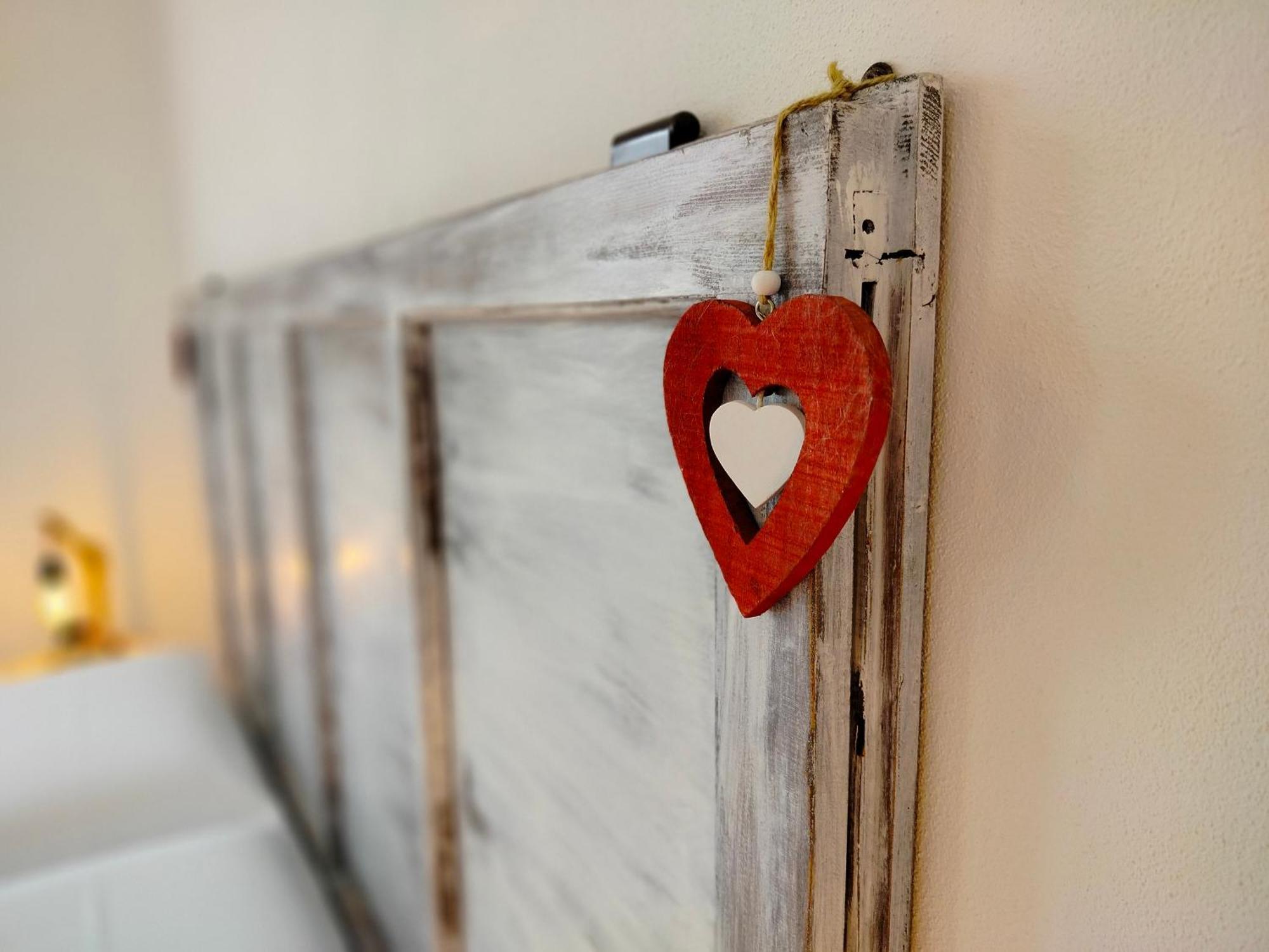 Sweetheart Apartment ブスト・アルシーツィオ エクステリア 写真