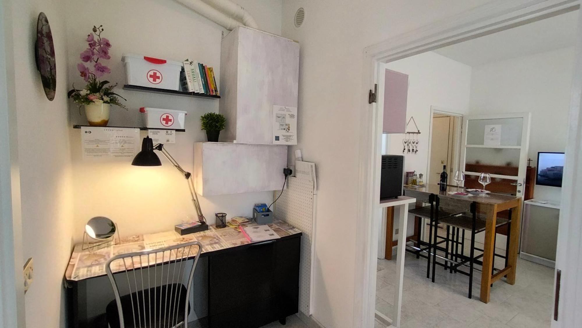 Sweetheart Apartment ブスト・アルシーツィオ エクステリア 写真